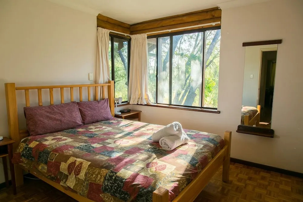 2 Bedrooms Cottage