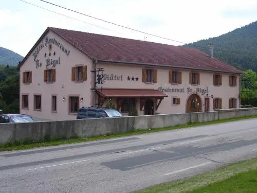 Hôtel-Restaurant Le Régal - Chambres