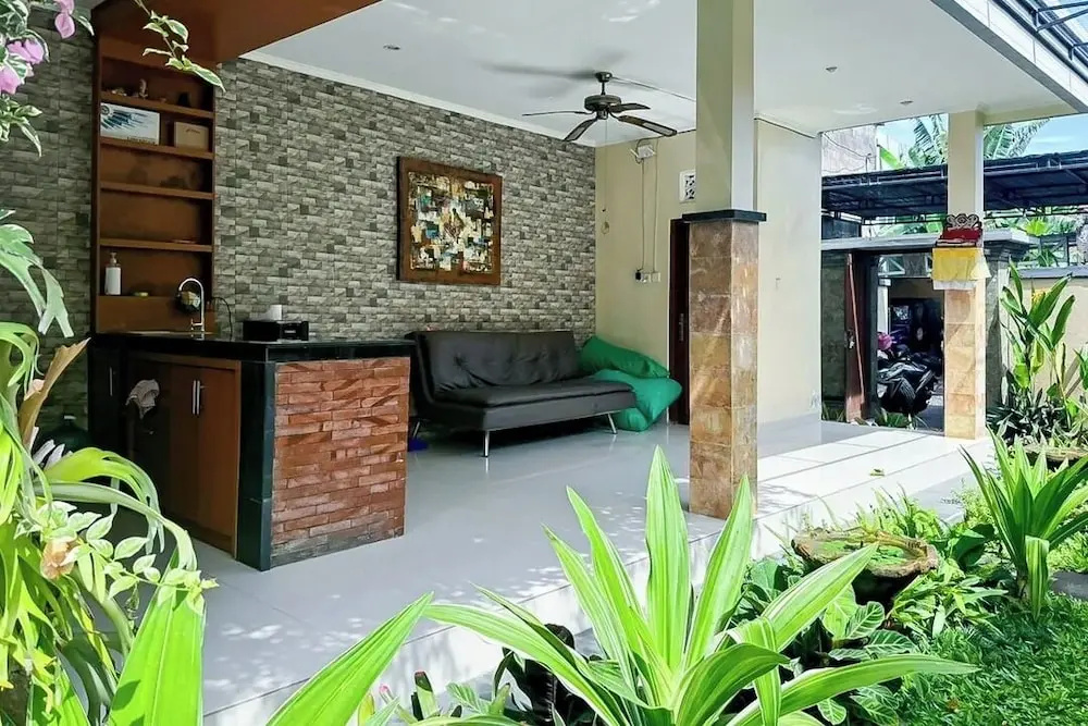 Kubu Beji Villa by EPS