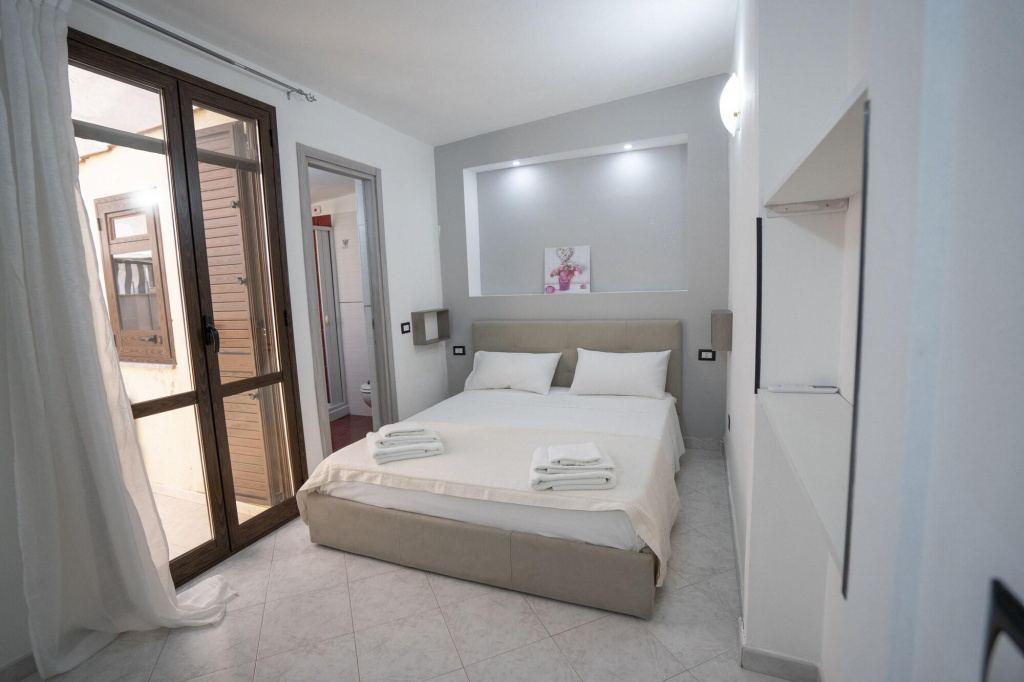 Ammos Guest House