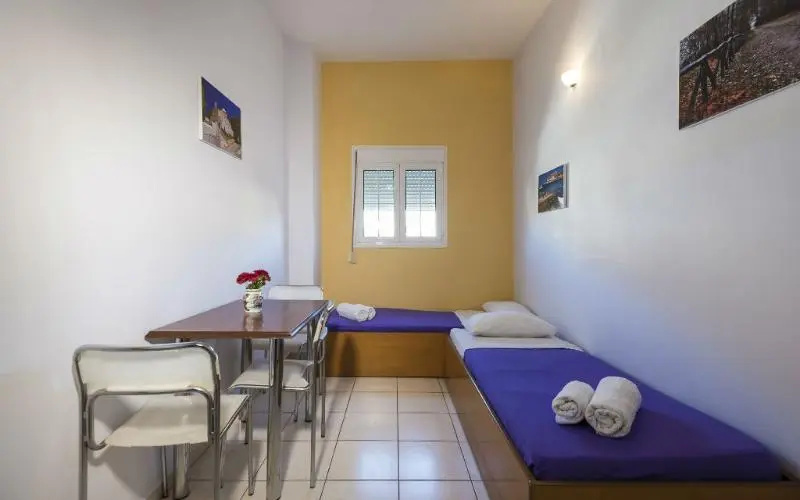 Double Studio (twin beds)