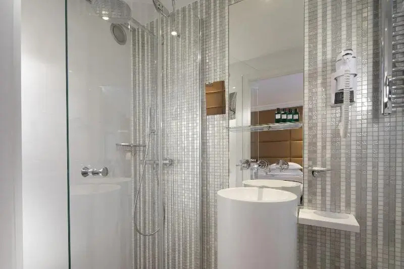 Hotel R de Paris 41