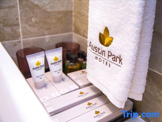 Четырёхместный номер Standard в Austin Park Hotel