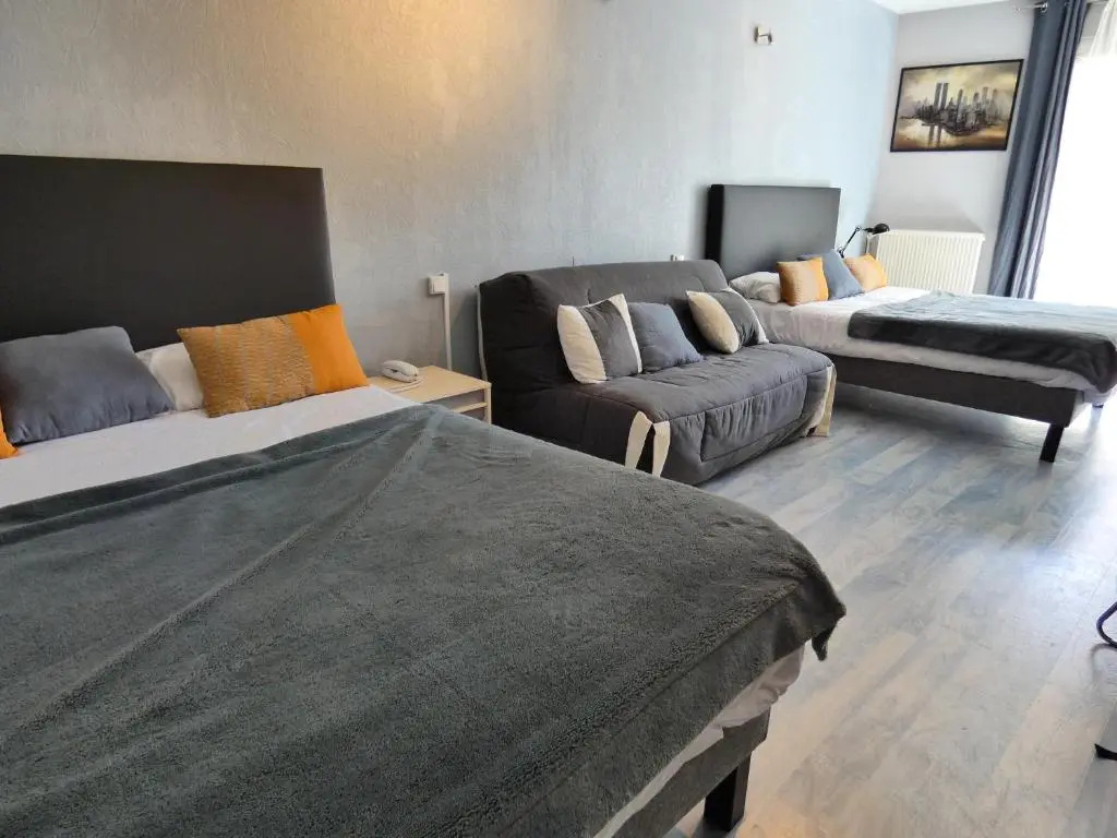 Standard Family room