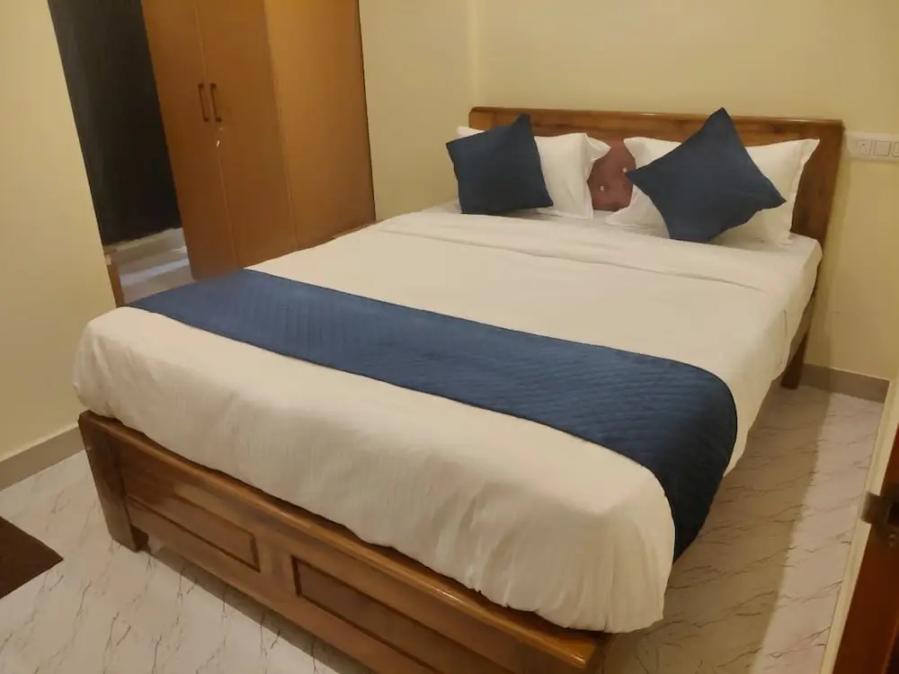 SB Royal INN
