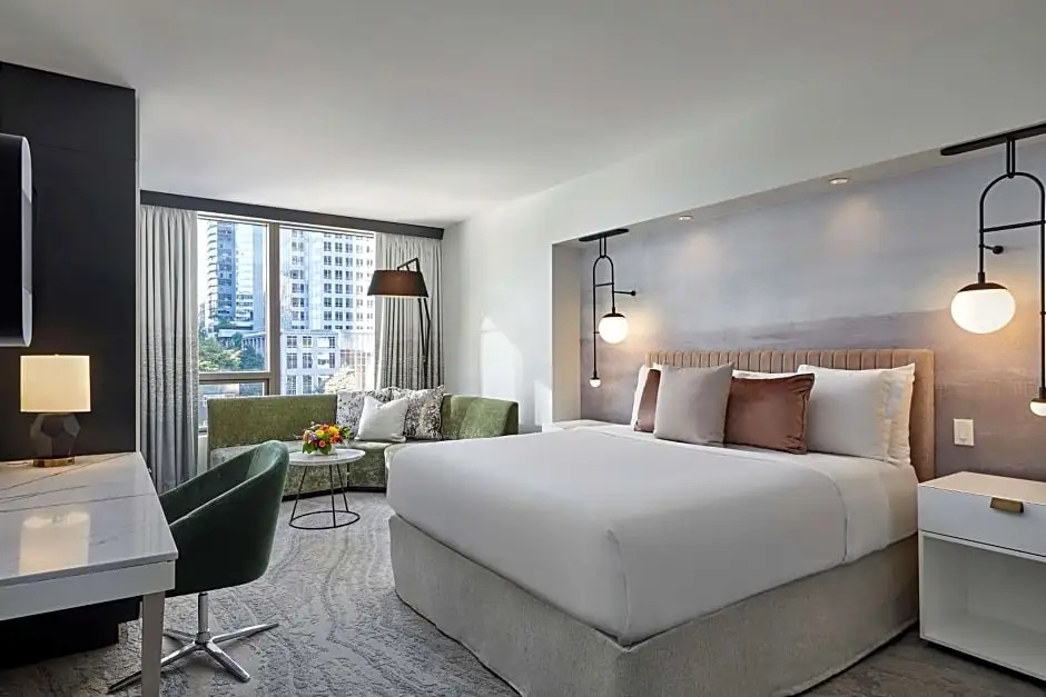 Deluxe Accessible  room