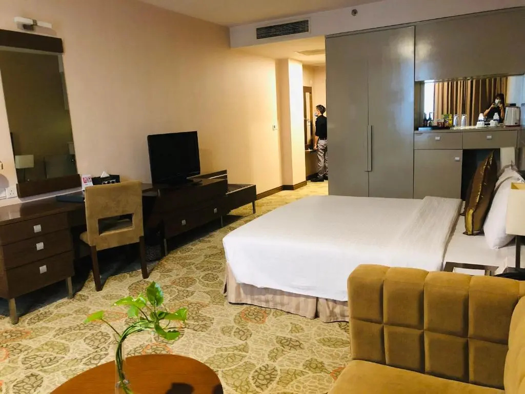 Aurora Hotel Plaza - Chambres