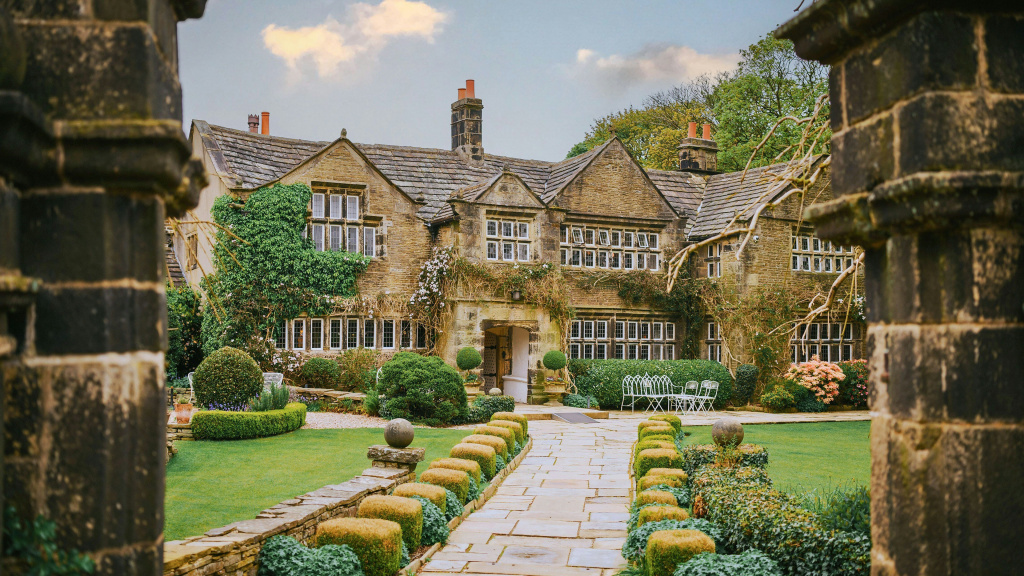 Holdsworth House - Général