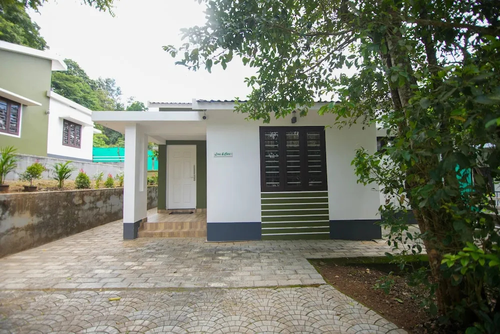 B'camp Resorts & Homestays