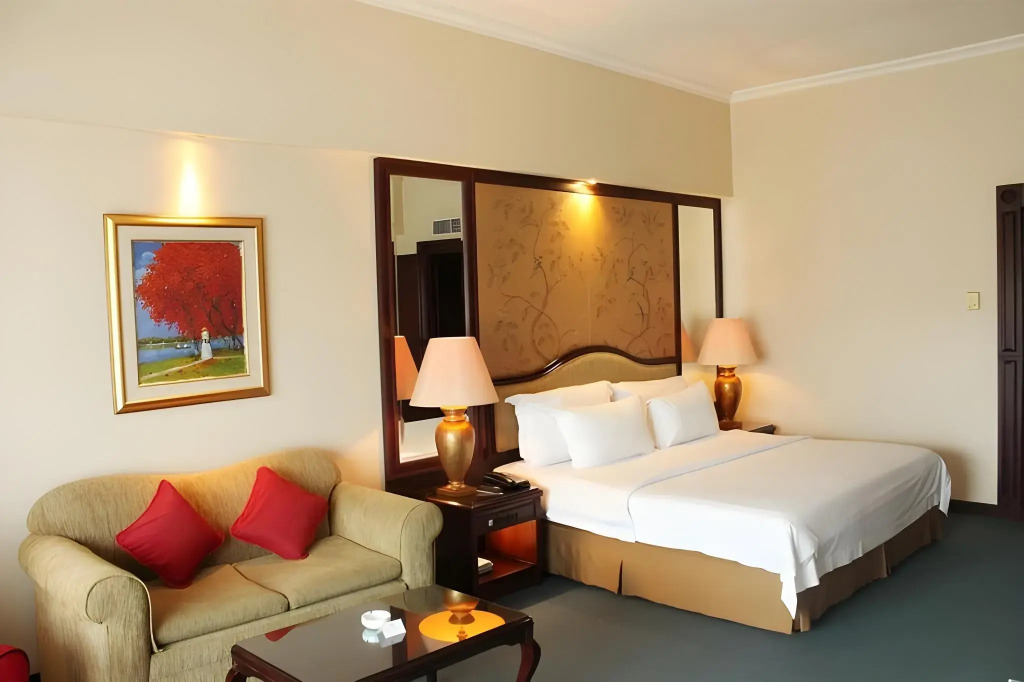 Sunlake Waterfront Resort and Convention - фото 44