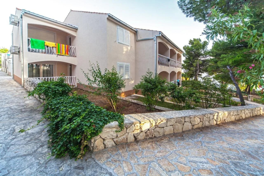 Beach Apartments Lavica