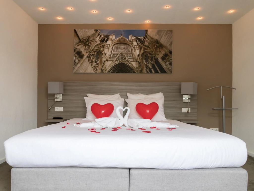 Fletcher Kloosterhotel Willibrordhaeghe — 3