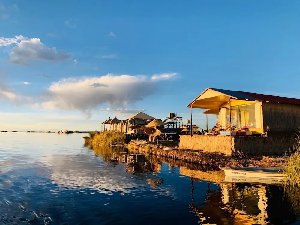 Uros Titicaca Lodge