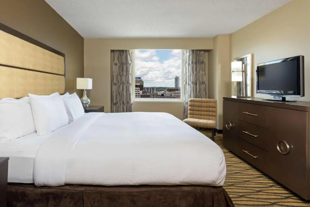 2 Bedrooms Suite