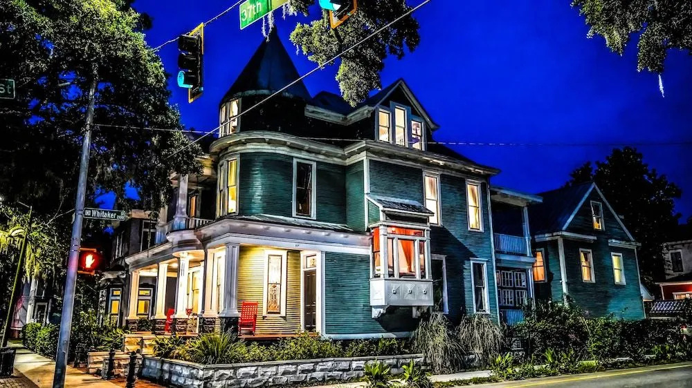 Isetta Inn (Boutique Inn)