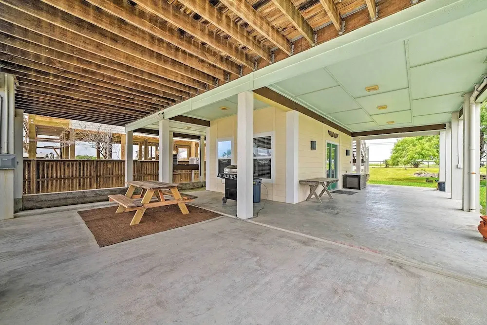 Waterfront Rockport Home w/ Deck & Boat Ramp!