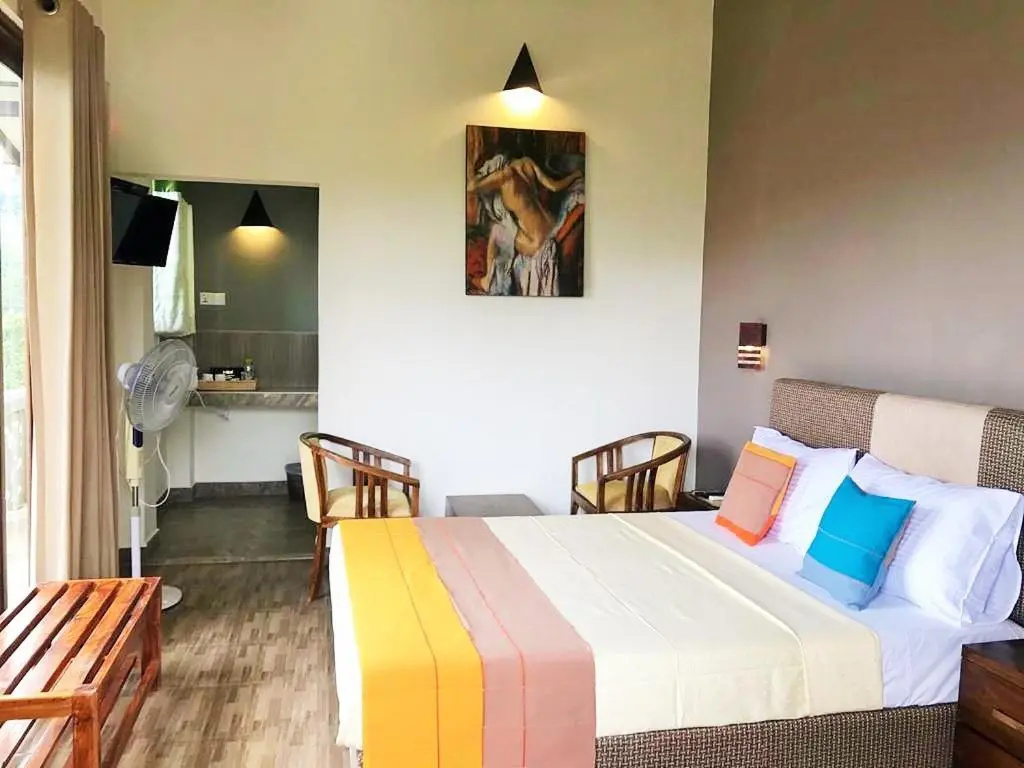 Standard Double room with mountain view (full double bed)
