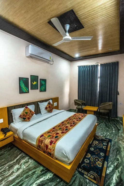 Hotel Kirti Plaza - Chambres