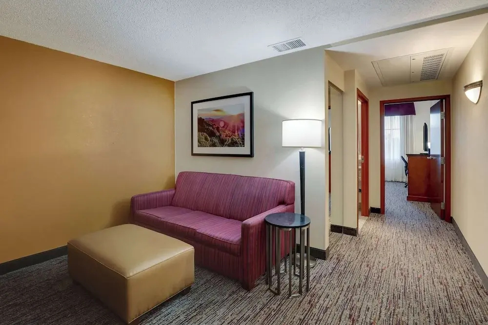Drury Inn & Suites Charlotte Northlake - Chambres