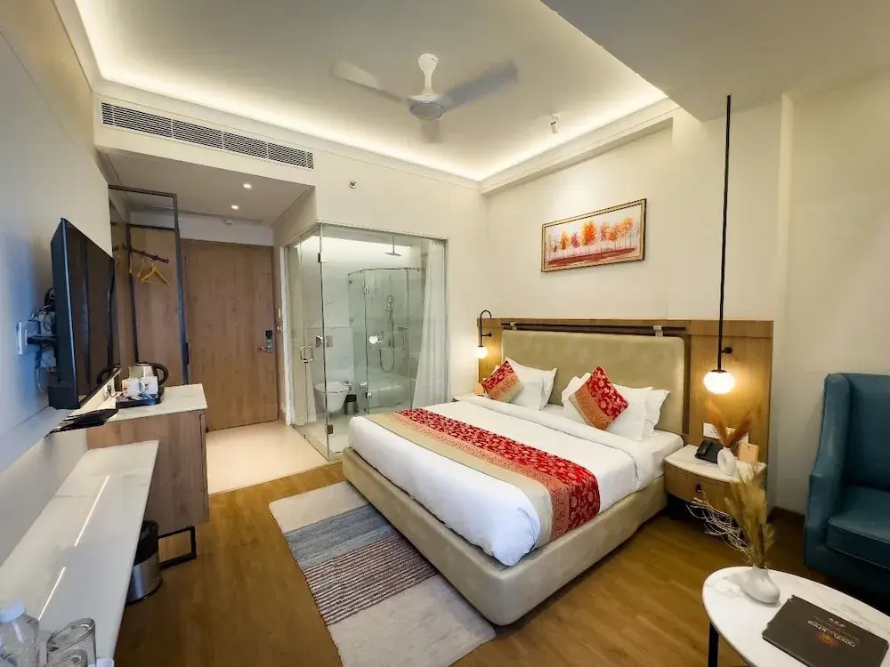 Deluxe room with city view