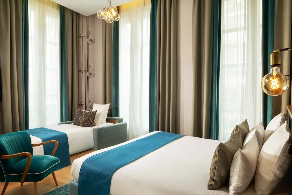 Lyric Hotel Paris 54