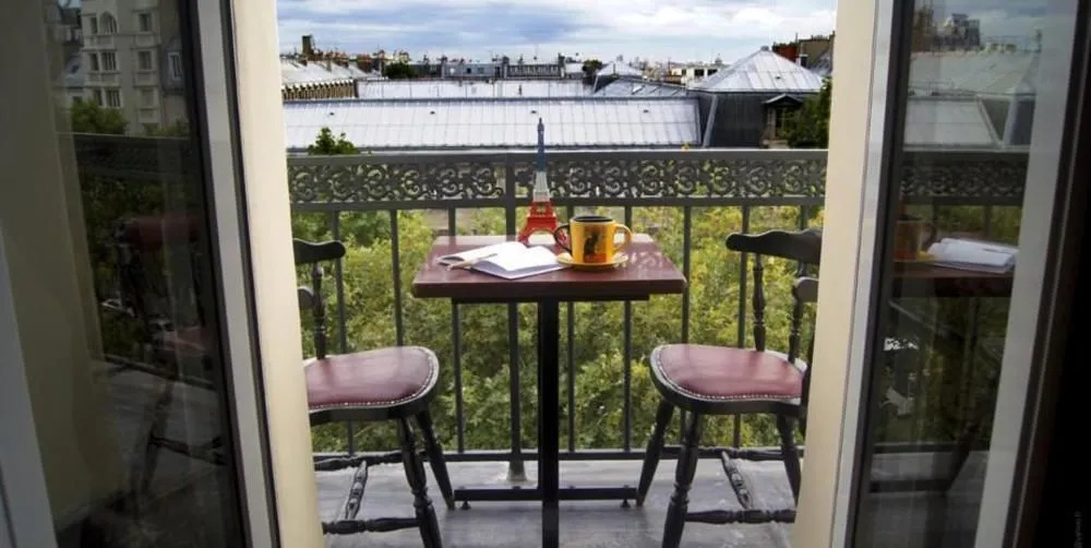 Balcony & Terrace