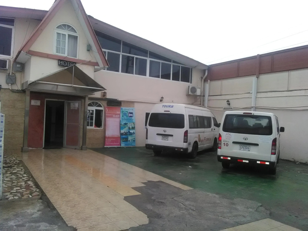 Hostal Express Inn Aeropuerto Internacional
