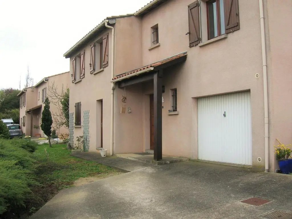 Standard Double room with mountain view (full double bed)