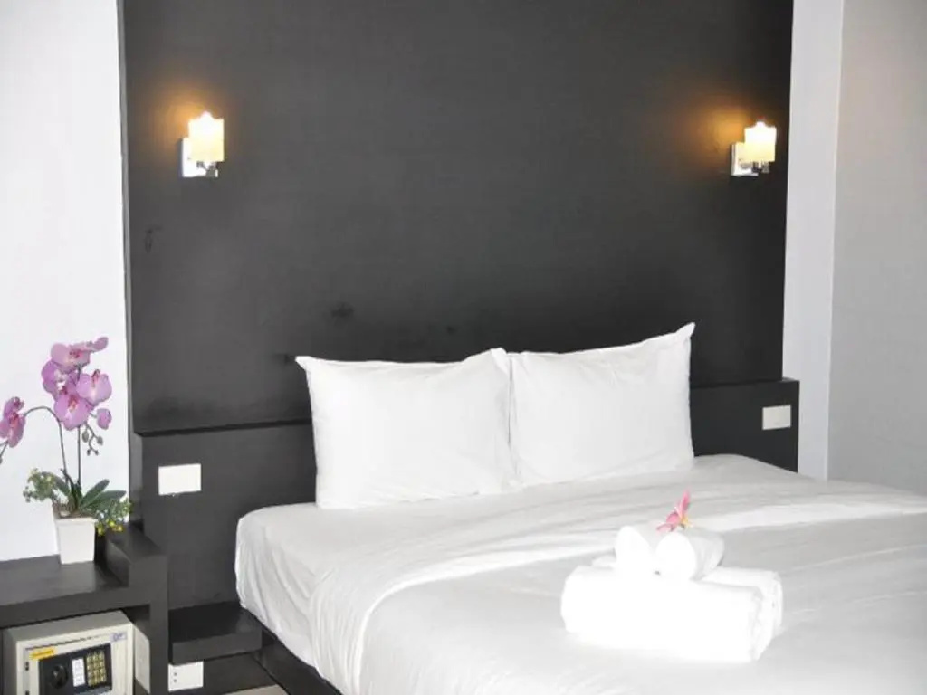 Standard No Window Double room (full double bed)
