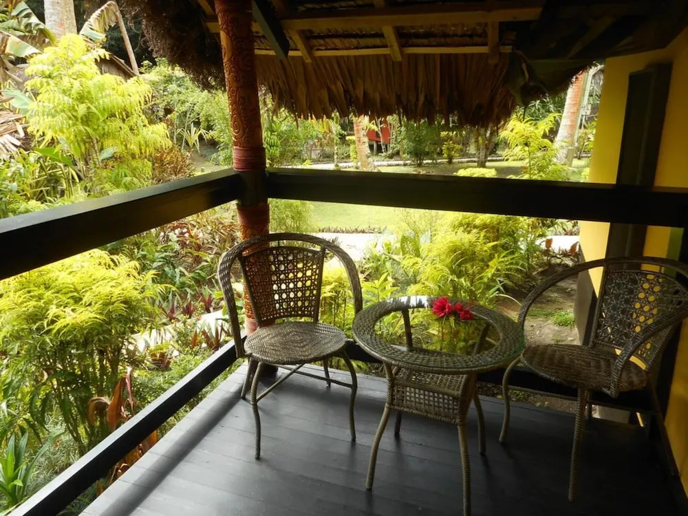 1 Bedroom Bungalow with balcony