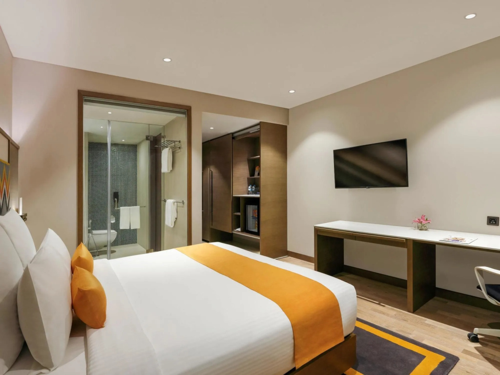 Novotel Guwahati GS Road Hotel — фото 6