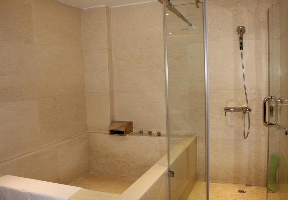 Yihua Riverview Hot Spring Holiday Hotel - Général