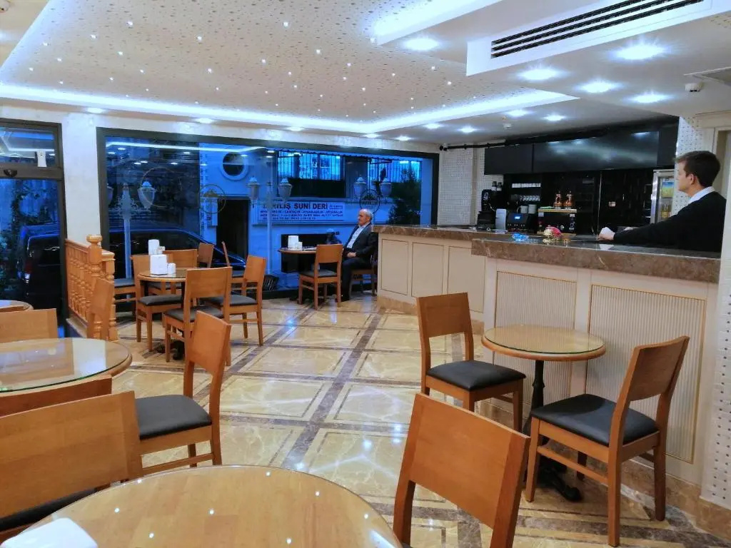 Hotel photo 12