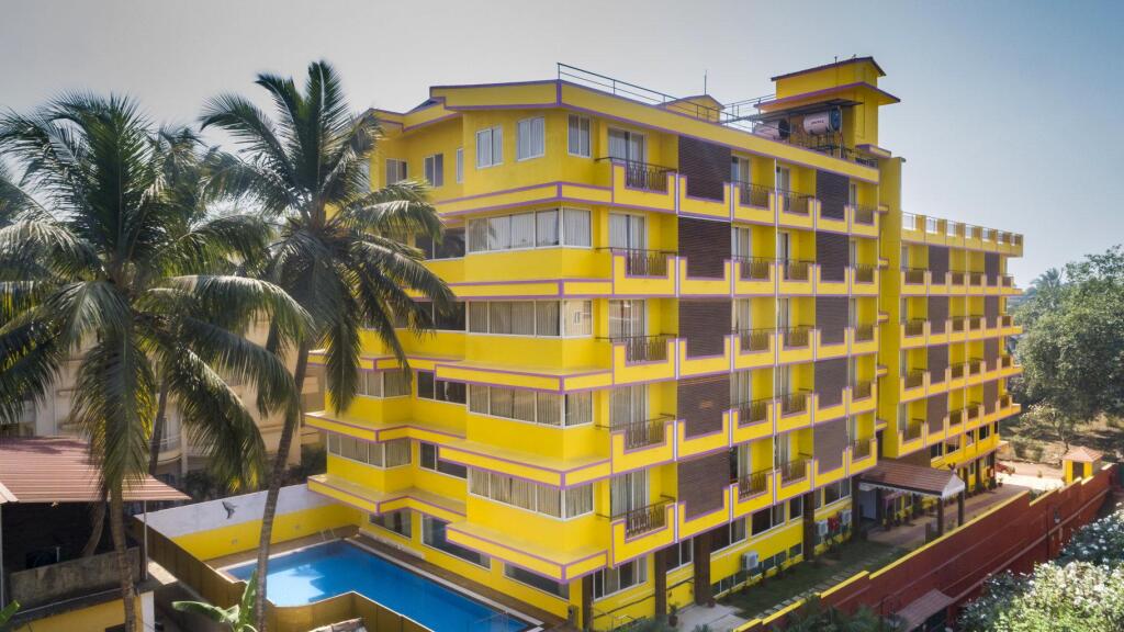 Hotel Sairaj Beach Resort