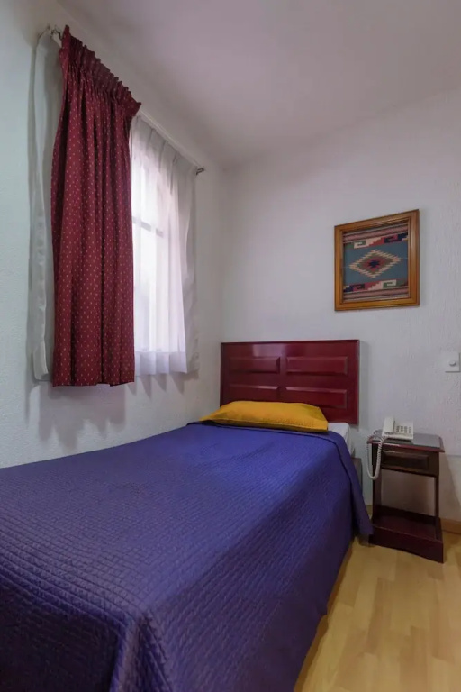Standard Single room (single bed)