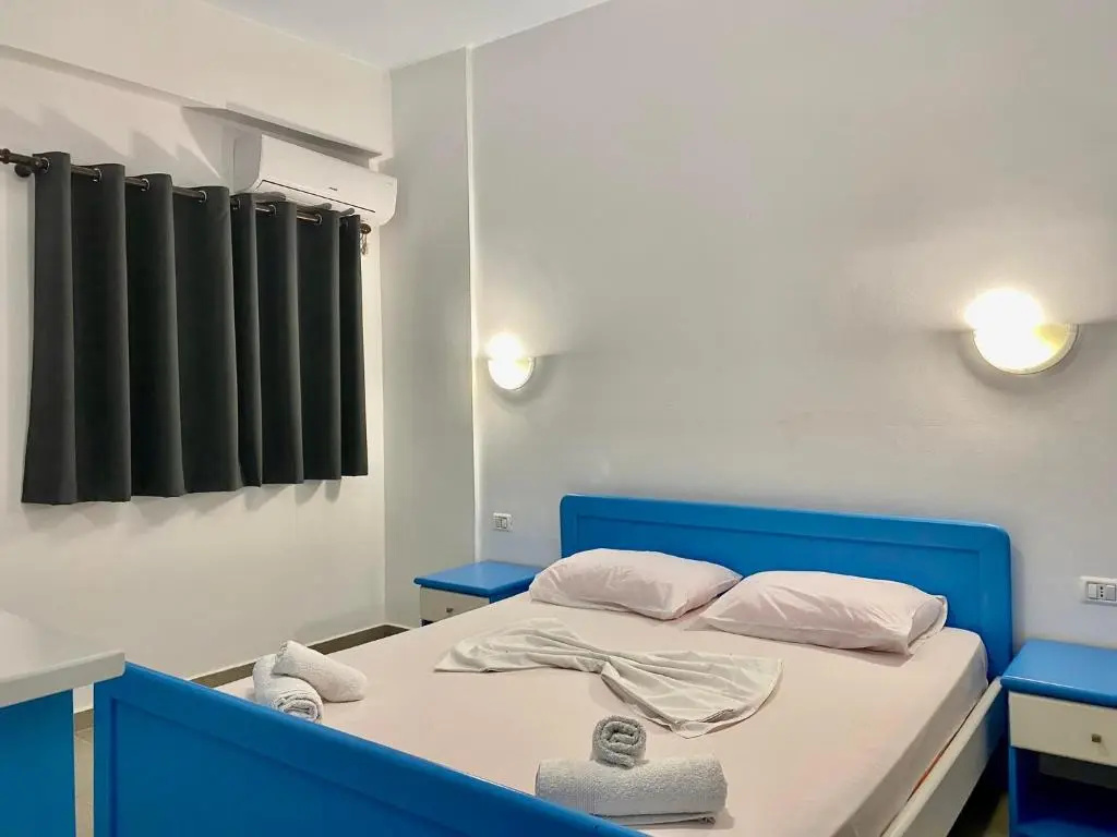 Standard Double room with garden view (full double bed)