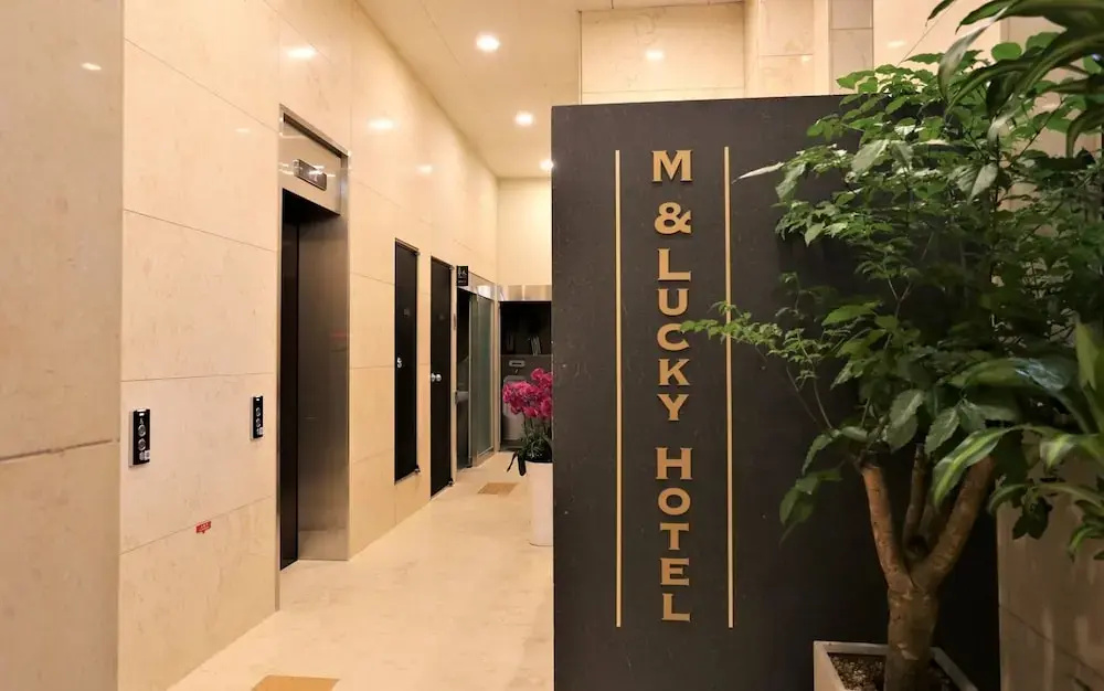 M&Lucky Hotel