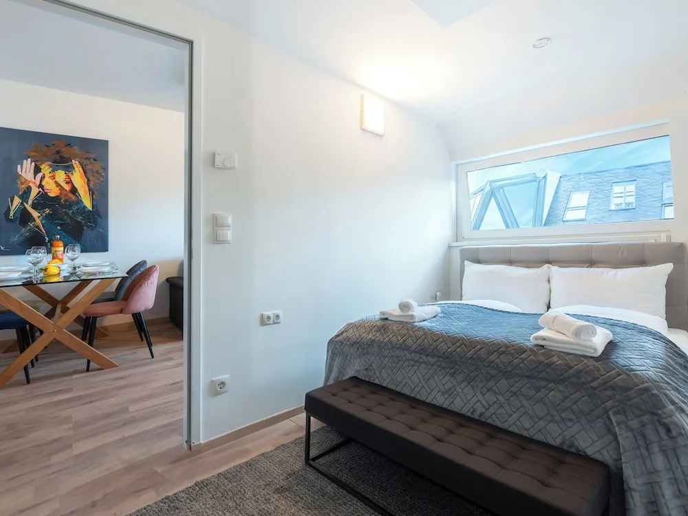Sky9 Apartments Stadthalle