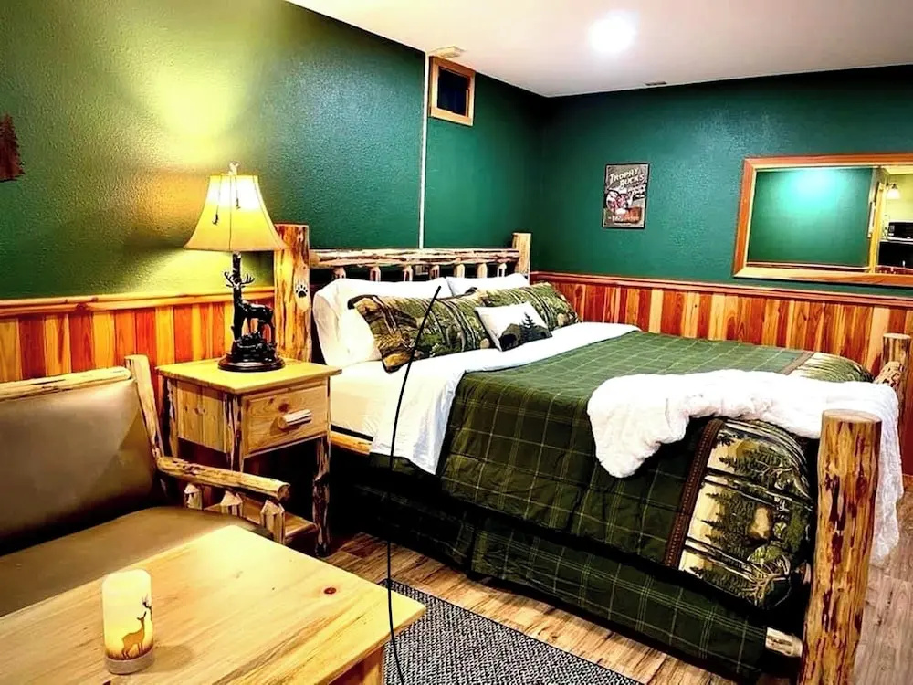 Economy room