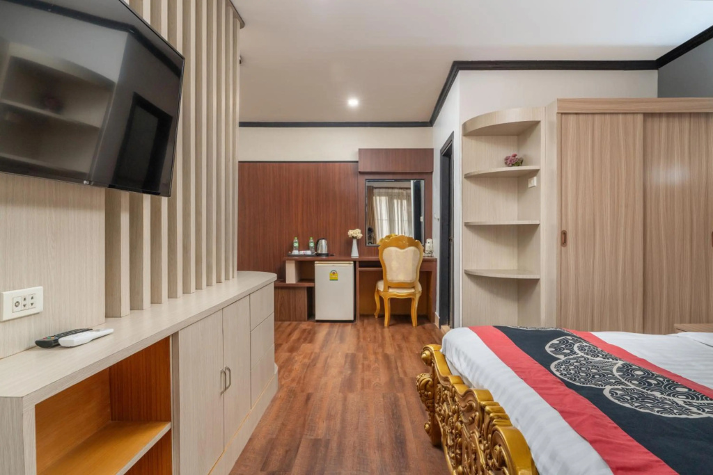 Sok Dee Residence — 4