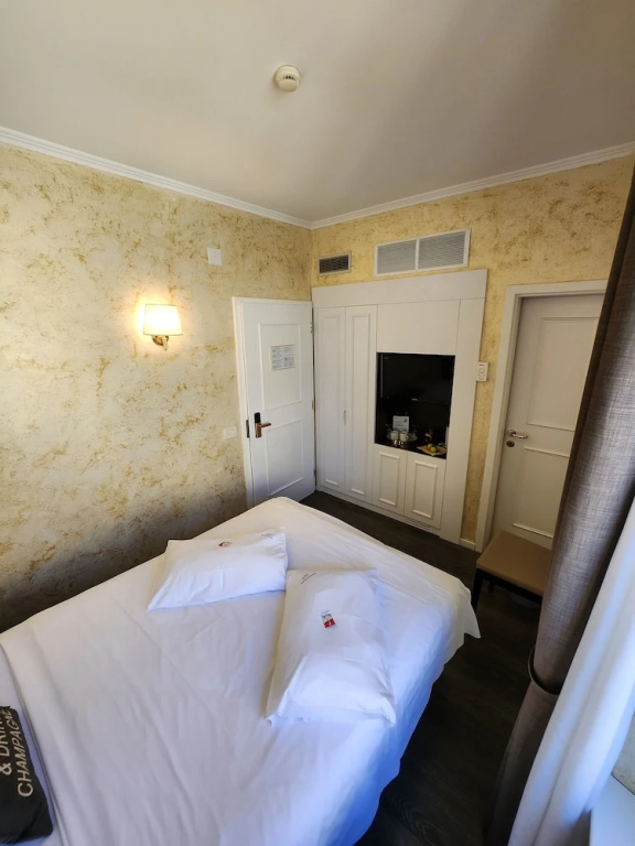 Hotel Millennium - Chambres