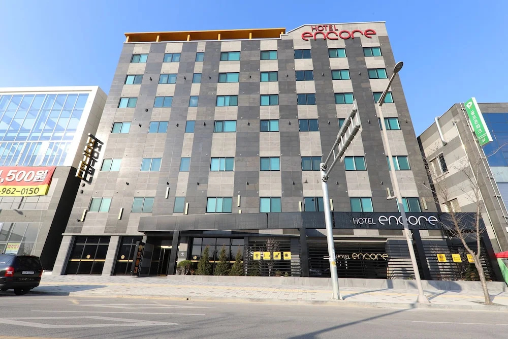 Hotel photo 1
