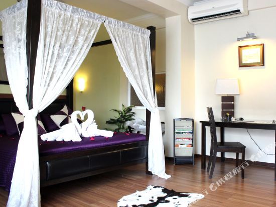 Hotel Maluri