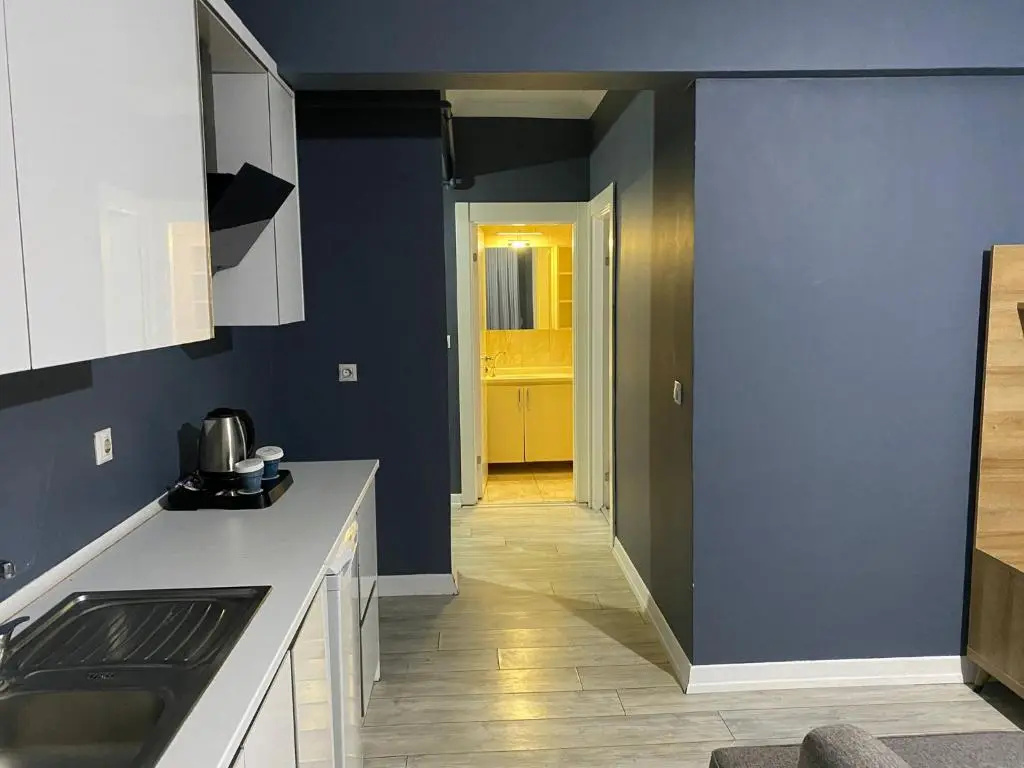 Deluxe Double room (full double bed)