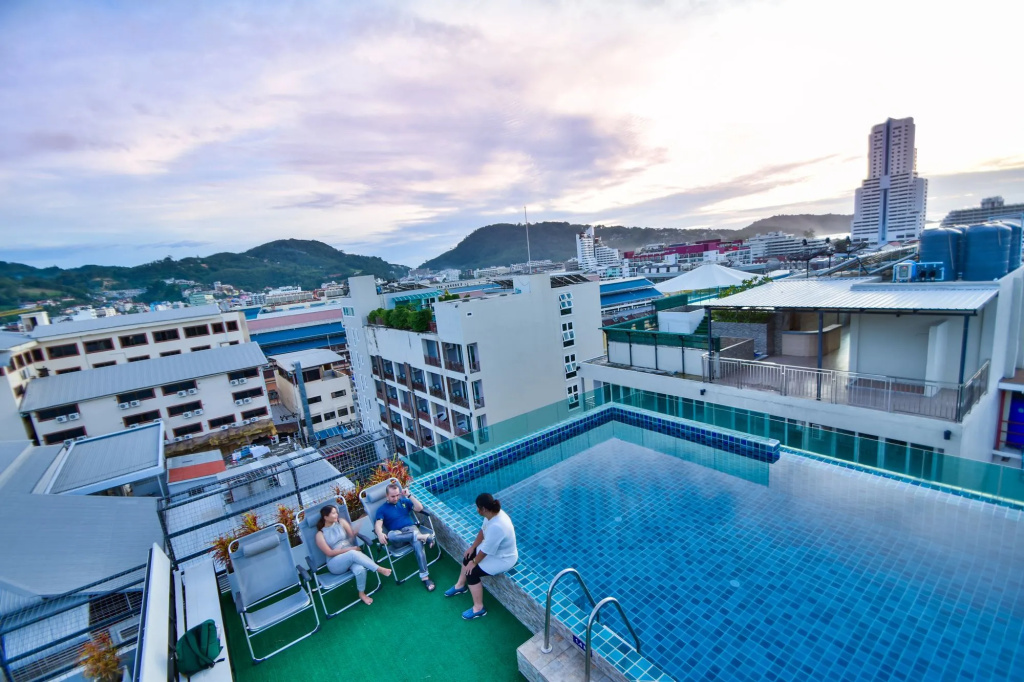 Patong Buri Resort Hotel - Général