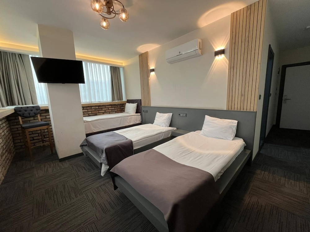 Economy room
