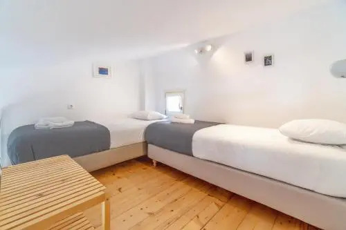 Anemomiloi Andros by null