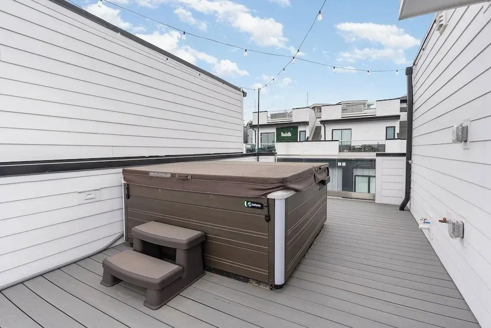Painted Note - Rooftop Hot Tub - Mins to Broadway
