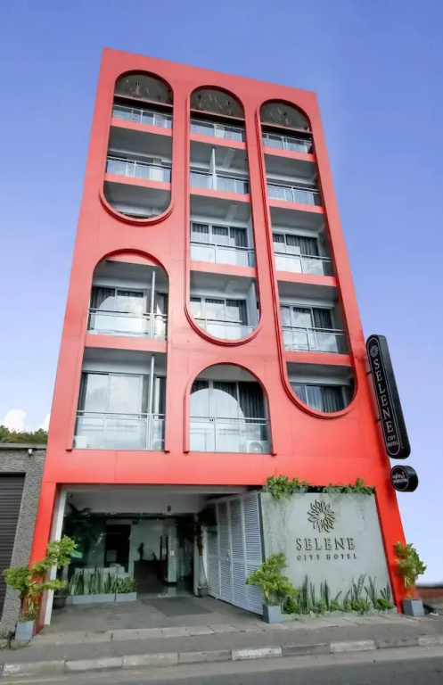 selene city hotel