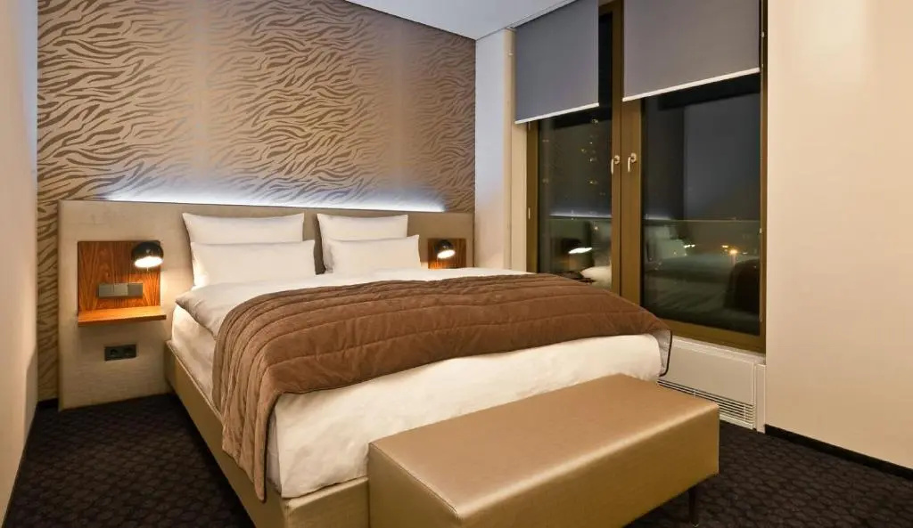Standard Double room (full double bed)